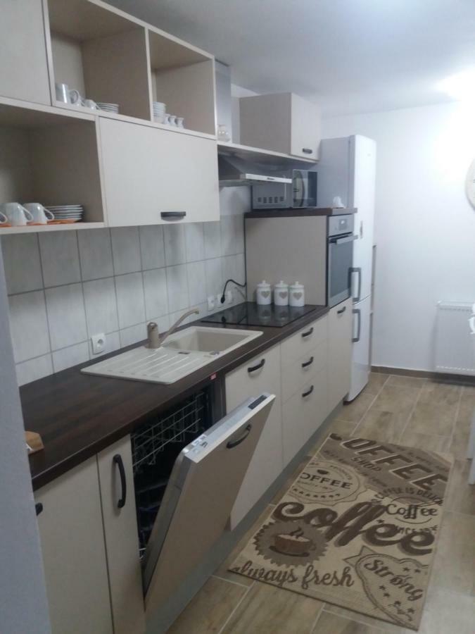 Apartment Tunel Hrušica Exteriér fotografie